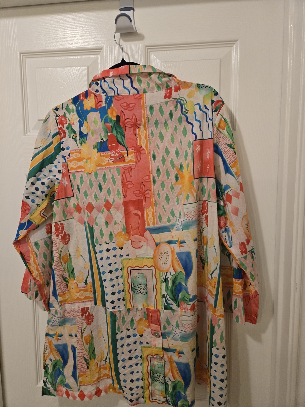 Abstract Multi-Color Button-Up Blouse - Zadri - Picture 6 of 7